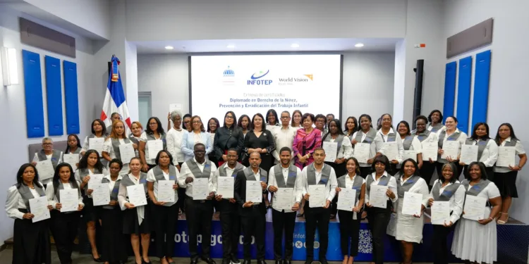 INFOTEP, Ministerio de Trabajo y World Vision certifican a 46 profesionales en prevención y erradicación del trabajo infantil