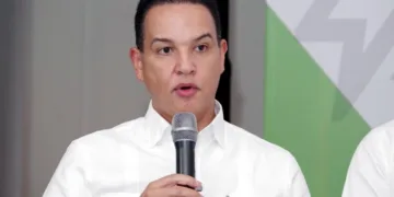 ETED impulsa el primer sistema de respaldo para mayor estabilidad del SENI con almacenamiento de energía