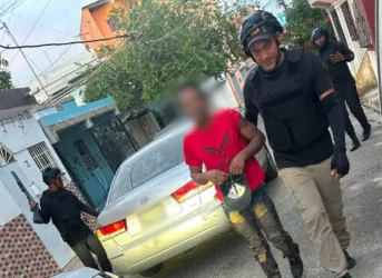 Haitiano indocumentado hirió a machetazos a militar durante operativo de la DGM en Valverde