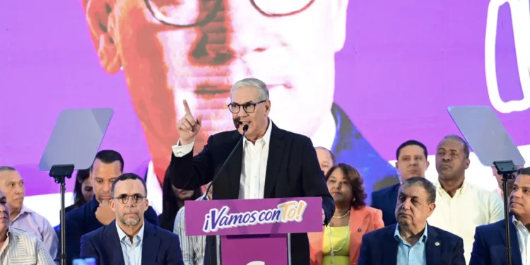 Gonzalo Castillo reafirma su candidatura: “Ni preso podrán impedir que sea presidente”