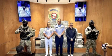 Golpe tras Golpe: Intervienen otra narcolancha con cargamento de 595 paquetes de presunta cocaína