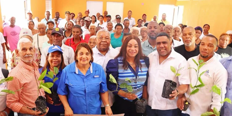 Más de 500 personas participan en jornada de inclusión social organizada por el FEDA en Hatillo, San Cristóbal