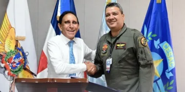 Director General del CESAC recibe visita del Dr. Cruz Jiminián