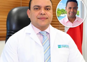 Julio Landrón llevar la salud donde está la gente