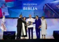 Comunidad Cristiana Nacional reconoce al presidente Abinader por su respaldo a la fe y a la Biblia durante seis años consecutivos