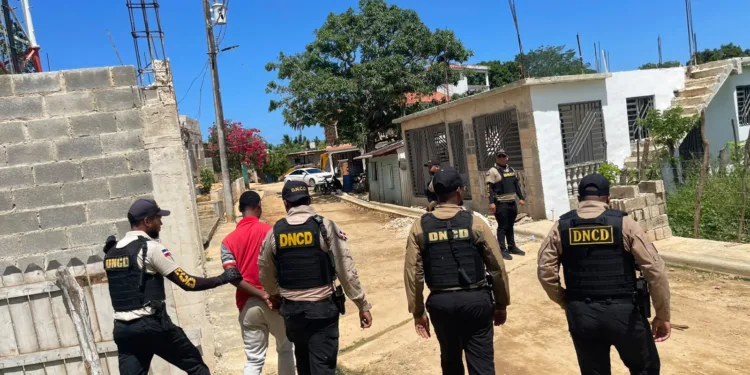 Amplia jornada operativa en provincias del Este y el Sur deja más de 32,000 gramos de drogas fuera de circulación