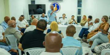 Deligne y Garrigó dinamizan el PRM con recorridos en todo el país