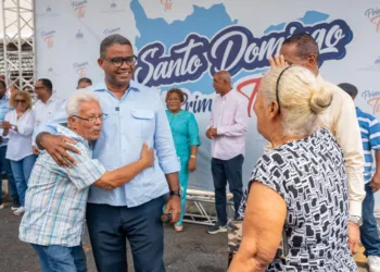 Propeep refuerza su presencia en SDE con jornadas sociales y remozamiento de 19 canchas