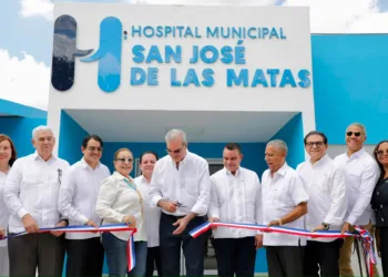 Presidente Abinader afirma que Sajoma y sus distritos, en términos de salud, no tienen por qué envidiarle nada a ningún lugar del país, al contar con un hospital de tercer nivel y una maternidad de segundo nivel