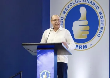 Deligne Ascención asume vicepresidencia ejecutiva del PRM y llama a cuidar la unidad: “El 28 puede ser todavía mejor”