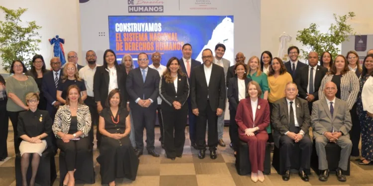 Más de 20 universidades aportan al Reglamento del Sistema Nacional de Derechos Humanos