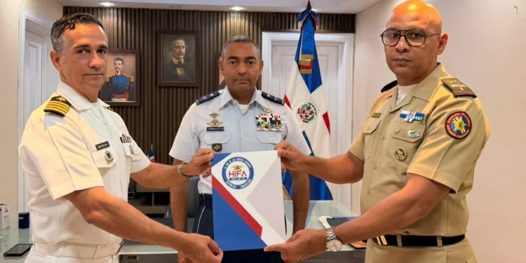 Radioemisora Cultural “La Voz de las Fuerzas Armadas” realiza cambio de mando