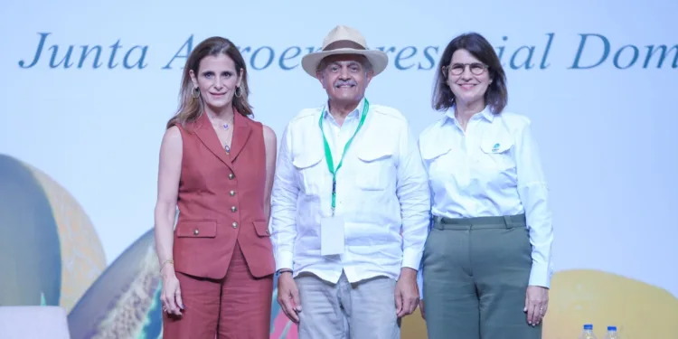 Ligia Bonetti y Mercedes Ramos destacan la formación técnico profesional como puente entre el talento y las necesidades de las empresas