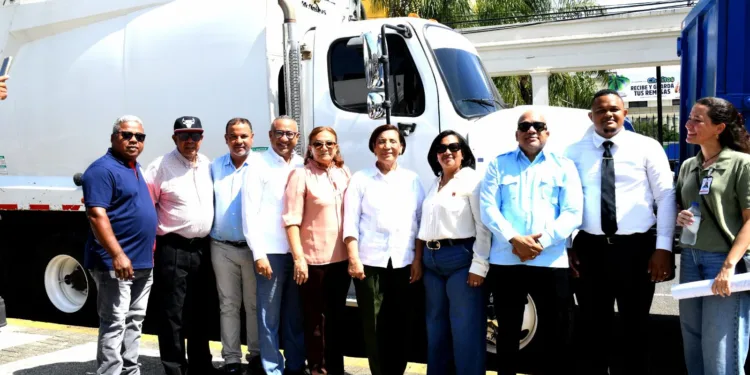 Alcaldesa Amparo Custodio lanza nuevo sistema de recolección de desechos sólidos con inversión superior a los 34 millones de pesos