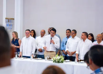 Exdirector de la PN Guzmán Peralta respalda a David Collado