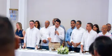 Exdirector de la PN Guzmán Peralta respalda a David Collado