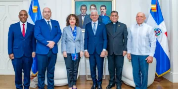 Presidente del Senado recibe a embajadora de España y abordan cooperación en ciberseguridad