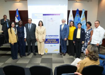 Ministerio de Salud promueve atención integral para niños, adolescentes y jóvenes sobrevivientes de cáncer infantil