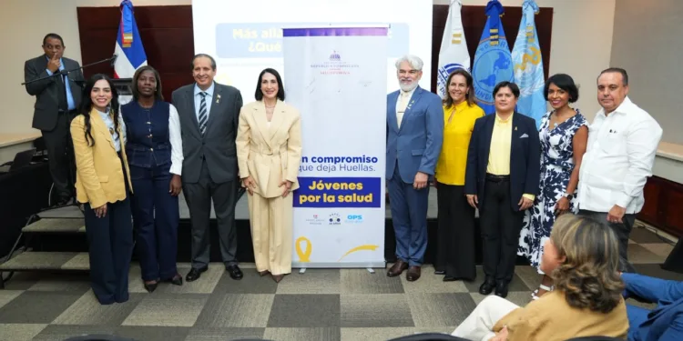 Ministerio de Salud promueve atención integral para niños, adolescentes y jóvenes sobrevivientes de cáncer infantil