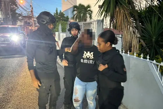Migración reporta 1,518 extranjeros detenidos y 809 deportados durante jornada del jueves