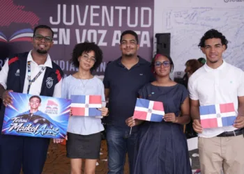 Jóvenes estudiantes destacan el poder de la lectura tras histórica jornada de 500 horas de Juventud en Voz Alta