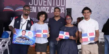 Jóvenes estudiantes destacan el poder de la lectura tras histórica jornada de 500 horas de Juventud en Voz Alta