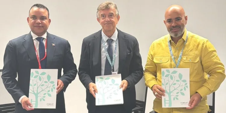 Dr. Julio Landrón anuncia gran convenio para llevar la medicina robótica a los hospitales dominicanos antes del primer cuatrimestre de 2027