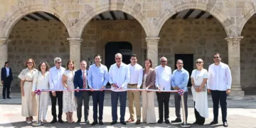 Presidente Abinader y ministro Collado inauguran obras en la Ciudad Colonial de Santo Domingo