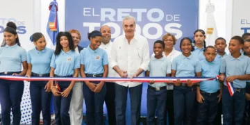 Presidente Abinader entrega el Centro Educativo Minerva Guzmán en Pedro Brand con 23 aulas y capacidad para 960 niños