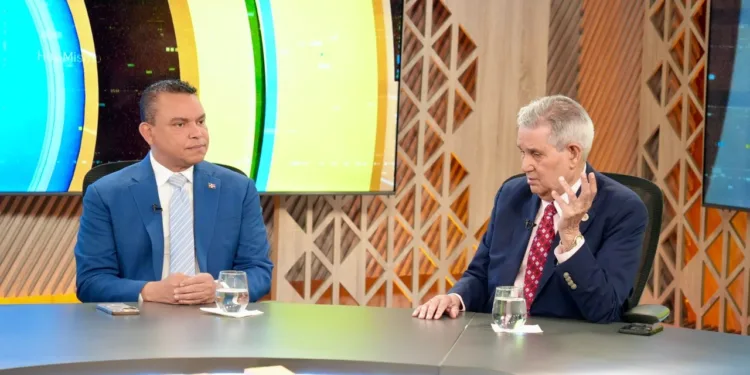 Red Pública de Salud amplía capacidad para atender casos complejos y realiza cirugías intrauterinas sin costo