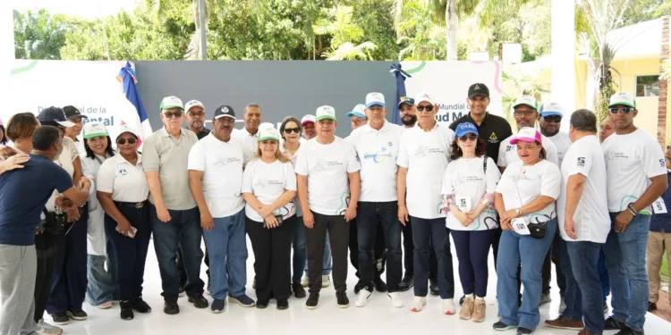 SNS realiza primera caminata por la salud mental y destaca aumento de camas para atención especializada