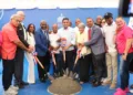 Ministro Kelvin Cruz inicia construcción de moderno play de béisbol en Consuelo, San Pedro de Macorís