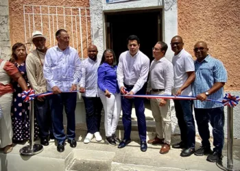 David Collado entrega 254 casas intervenidas en Ciudad Colonial