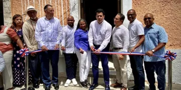 David Collado entrega 254 casas intervenidas en Ciudad Colonial