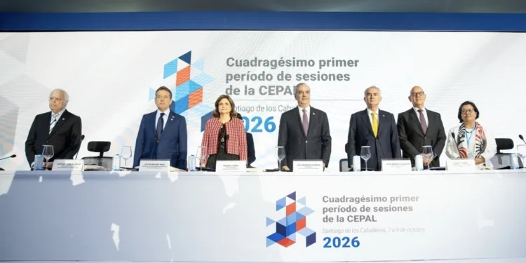Abinader llama ante la CEPAL a fortalecer la cooperación y promover un crecimiento que reduzca la pobreza