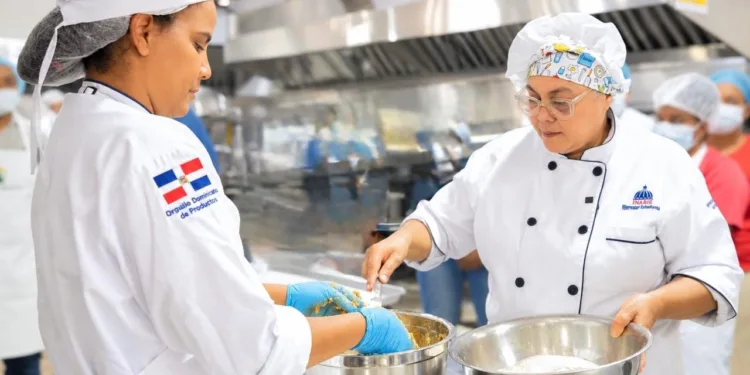 INABIE fortalece la calidad de la alimentación escolar mediante capacitaciones y acompañamiento técnico a 2,244 proveedores
