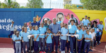 Robert Polanco supervisa terminación de Plaza Comunitaria en Bánica; entrega canchas y Paseos de los Colores en Elías Piña y San Juan
