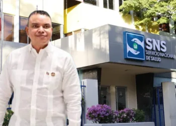Director SNS garantiza servicios de salud ante llamado a paro y pide al Colegio Médico Dominicano retomar el diálogo
