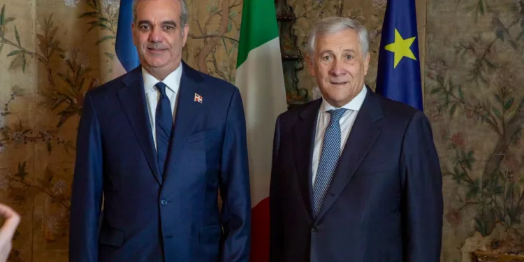 Presidente Abinader y viceprimer ministro y ministro de Asuntos Exteriores de Italia, Tajani, acuerdan fortalecer la cooperación económica, las inversiones y la seguridad entre República Dominicana e Italia