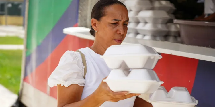 Gobierno celebra el Día Mundial de la Alimentación con cifras récord en la entrega de raciones cocidas