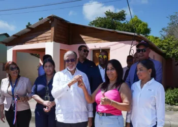 Gobierno, a través de Desarrollo de la Comunidad, entrega vivienda en Las Matas de Farfán
