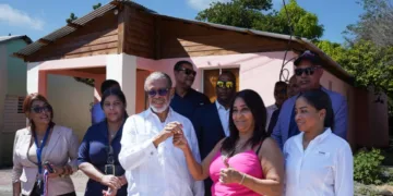Gobierno, a través de Desarrollo de la Comunidad, entrega vivienda en Las Matas de Farfán