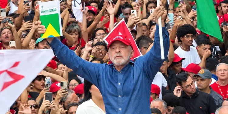 Lula da Silva logra una histórica remontada y gana las elecciones de Brasil por cuarta vez