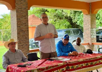 Eric Rivero destaca avances del sector ganadero y llama a fortalecer la unidad gremial