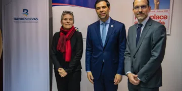 Banreservas otorga becas de residencia artística en París a dos creadores dominicanos