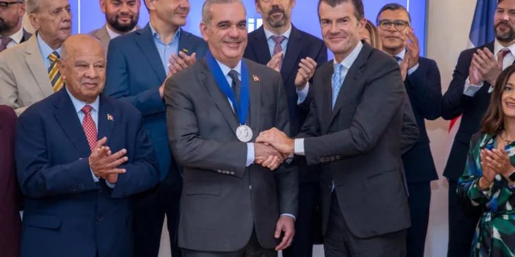 Secretario general del IILA, Giorgio Silli, destaca el papel del presidente Abinader en el fortalecimiento de la cooperación entre Italia y República Dominicana