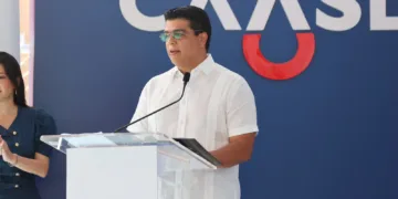 Fellito Suberví llama frenar desperdicio agua y reafirma compromiso de CAASD con corrección fugas y averías