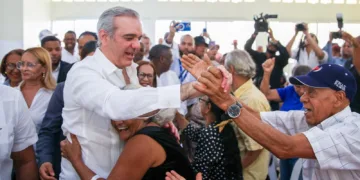 Presidente Abinader encabezará el lanzamiento del programa “El Presidente en el Barrio”, inaugurará obras, entregará títulos de propiedad, apartamentos, y encabezará jornadas sociales este sábado y domingo en el Gran Santo Domingo y Santiago