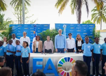 Director general de la FAO visita escuela modelo de Monte Plata que impulsa la alimentación sostenible