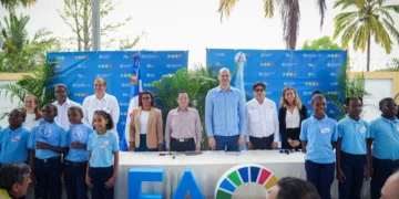 Director general de la FAO visita escuela modelo de Monte Plata que impulsa la alimentación sostenible